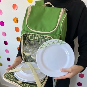VINTAGE GREEN THERMAL PICNIC BACKPACK! BRAND NEW! SET OF 4 RETRO DISH WEAR